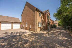 33, Mollison Rise, Fareham PO15 7JX