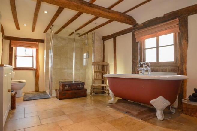 ## Bathroom.jpg