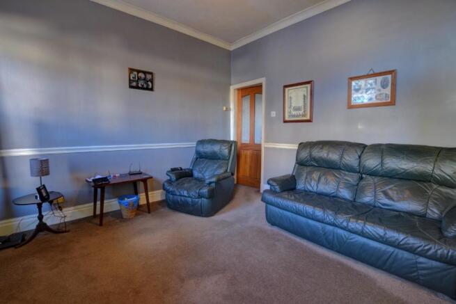 Living Room - 3.jpg