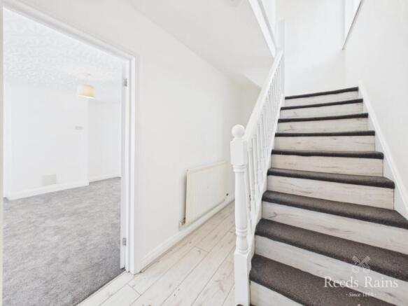 3 bed Semi-Detached for sale Image 10