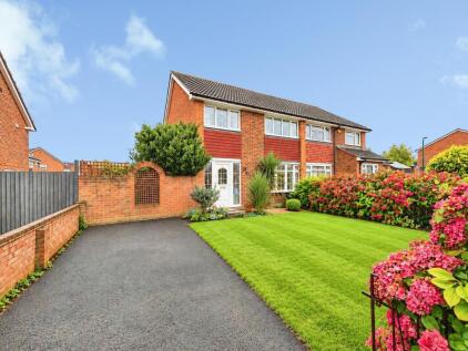 Station Road, Teynham, Sittingbourne, Kent, ME9