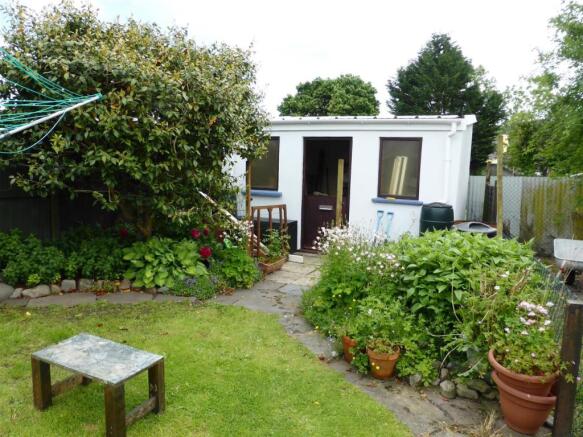 GARDEN SHED/WORKSHOP