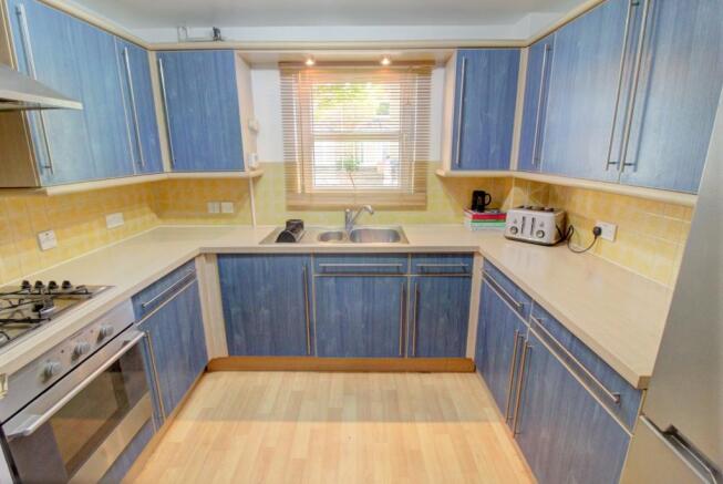 Yopa - Rainsford Road, CM1  (5)