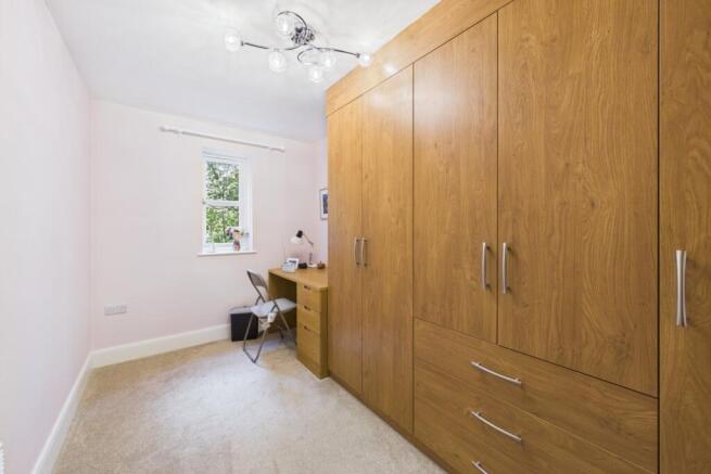 2 bed Apartment for sale Image 9