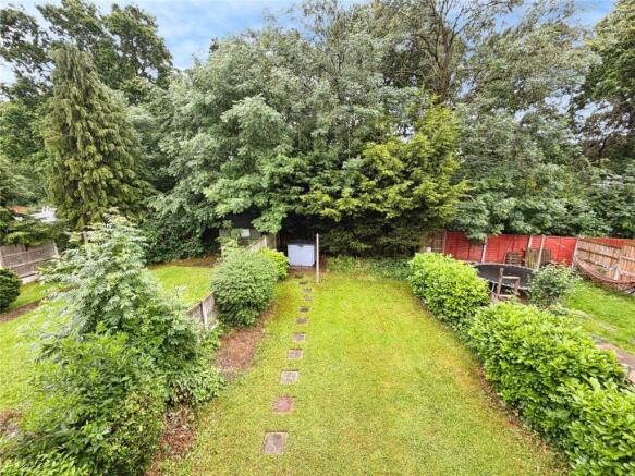 3 bed Terraced for sale Image 4