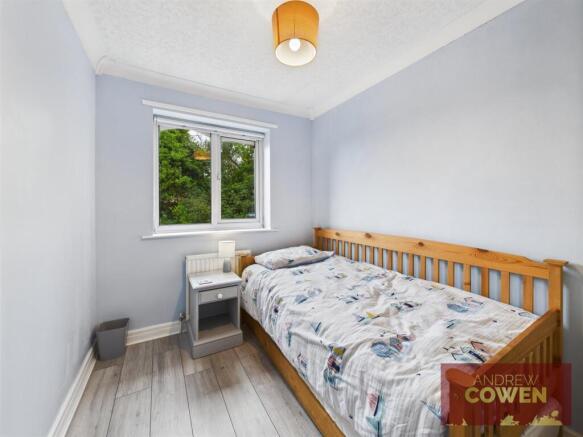 3 bed Detached Bungalow for sale Image 11