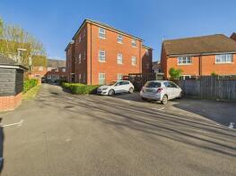 68, Pluto Way, Aylesbury HP19 9BH