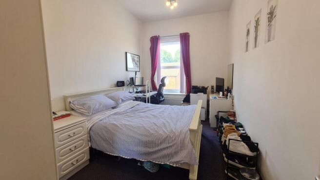 2 bed Flat to rent Image 9