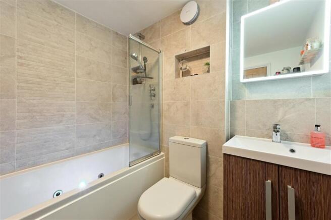 Photo 11