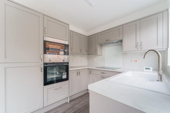 2 bed Semi-Detached Bungalow for sale Image 7