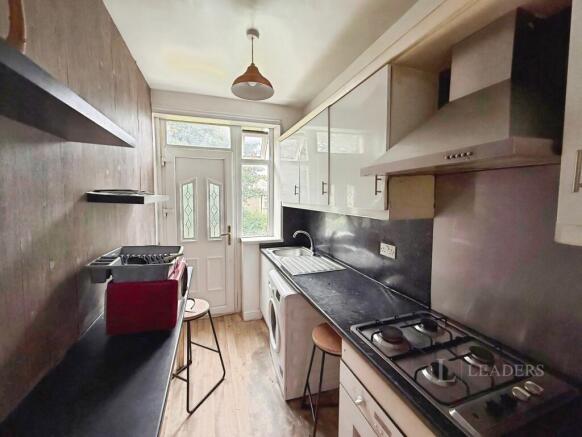3 bed House to rent Image 4