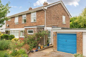 16, Arle Gardens, Alresford SO24 9BA