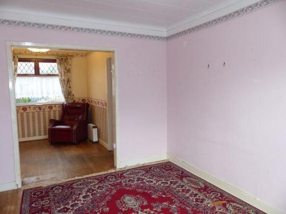 Lounge/Dining Room