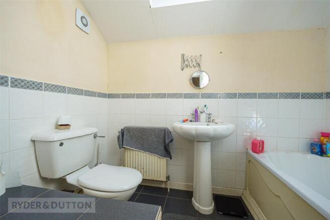 3 bed Semi-Detached for sale Image 10