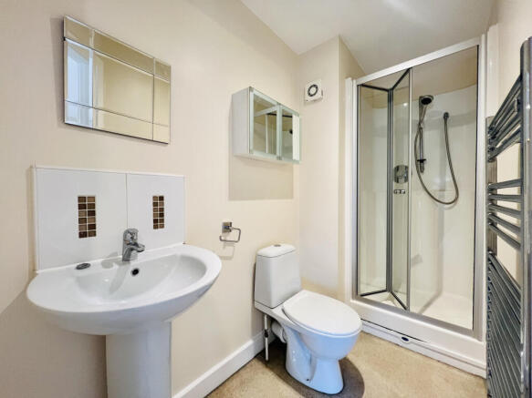4 bed Town House for sale Image 12