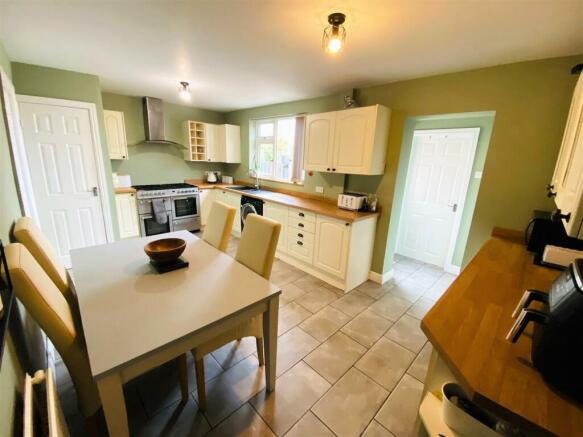 Kitchen Diner