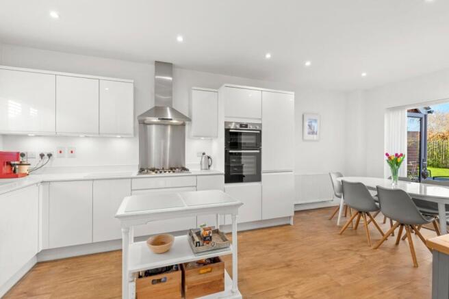 Kitchen/Breakfast Room