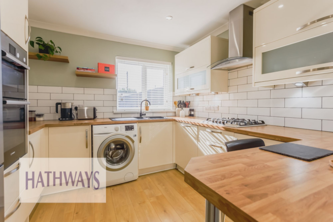 Fitted kitchen