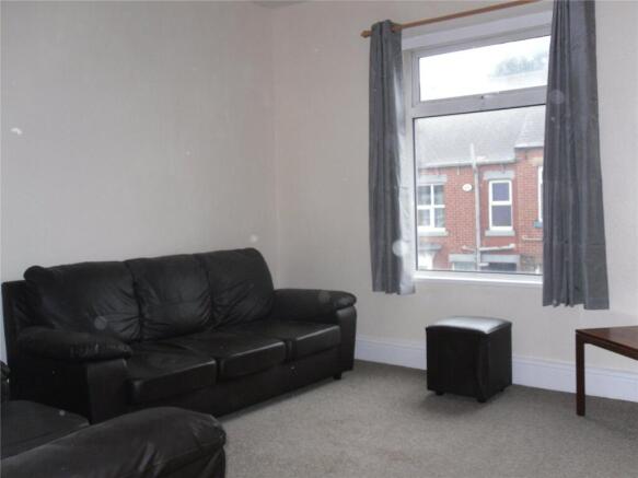 3 bed Terraced for sale Image 4