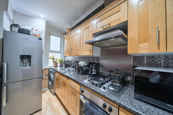 1360949-15-68dac6...