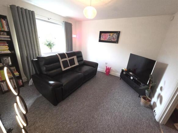 St. Stephens Road, Ollerton, Newark photo 2