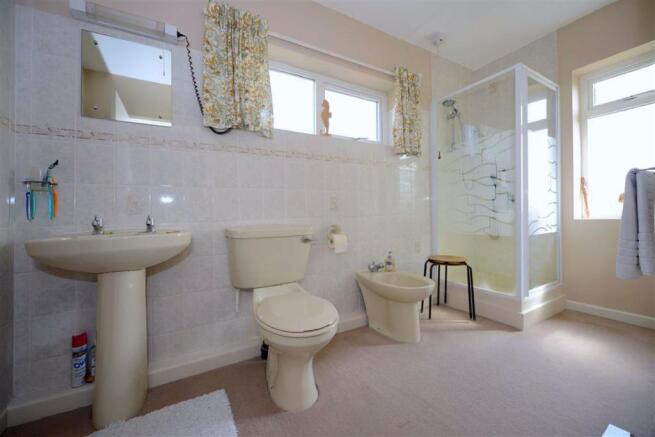En-Suite Shower Room