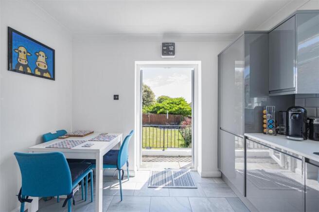 Kitchen/Dining Room