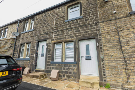 98 Rochdale Road, Ripponden HX6 4LF