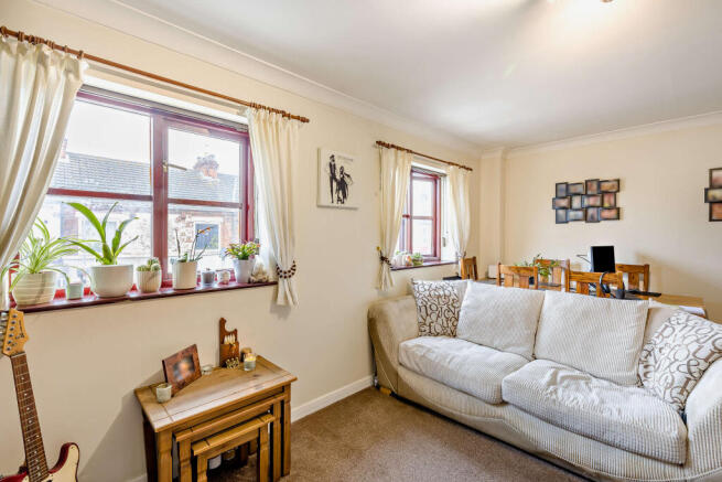 1 bed Flat for sale Image 5