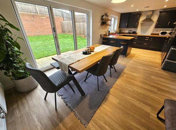 Kitchen Dining Room.jpg