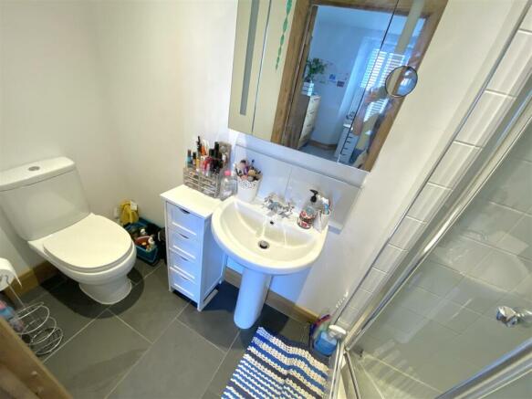 En Suite Shower Room
