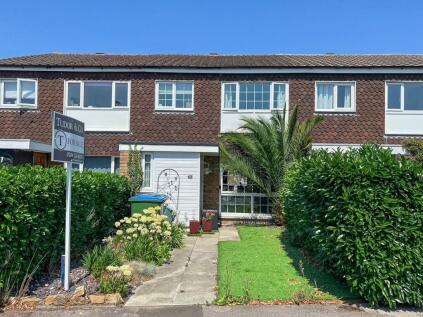 Buckingham Gardens, West Molesey, KT8