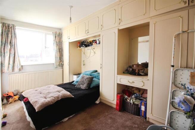 3 bed Town House for sale Image 7