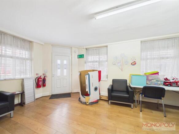 CAM03815G0-PR0465-STILL004.jpg