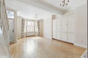 46, Claxton Grove, London W6 8HF