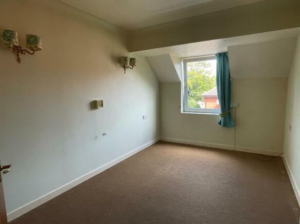 bedroom,.jpg