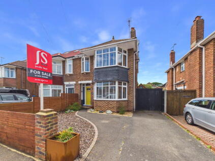 Bruce Avenue, Worthing, BN11