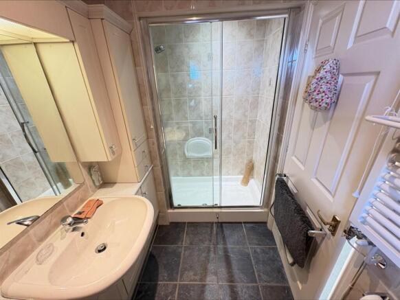 Ensuite Shower Room