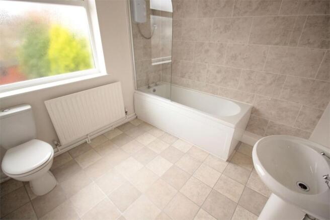 Family Bathroom 