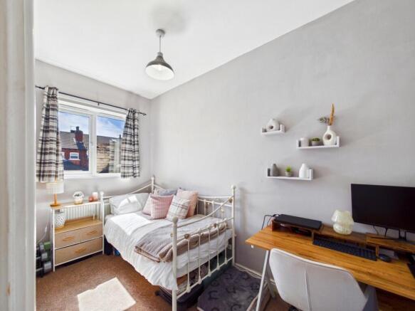 2 bed Terraced for sale Image 6