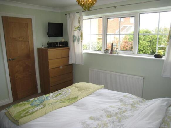 Photo 8