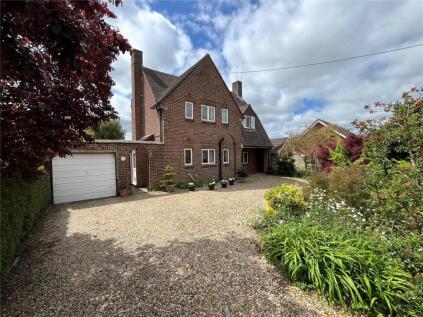 Meadow Road, Ringwood, Hampshire, BH24