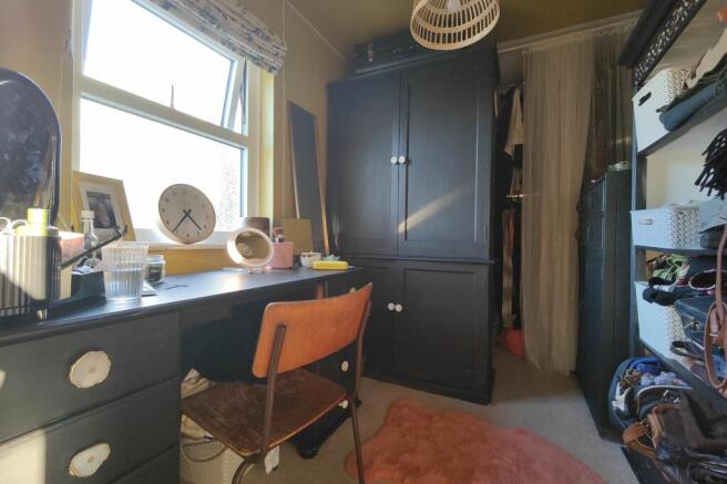 4 Bedrooms