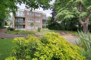 2, 42 Lansdowne Court, Christchurch Road, Bournemouth BH1 3PE