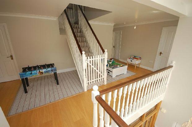 FIRST FLOOR GALLERIE