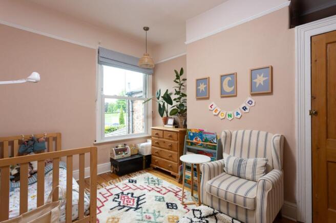 3 bed Terraced for sale Image 11