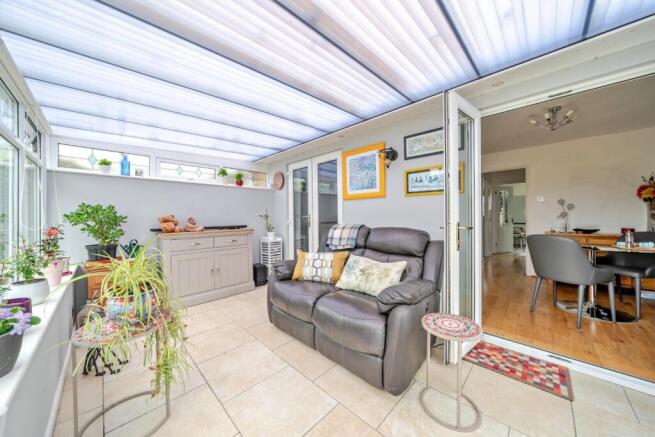 2 bed Semi-Detached Bungalow for sale Image 6