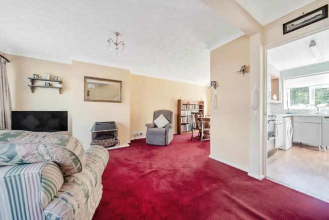 Living Room/Dining Room (5)