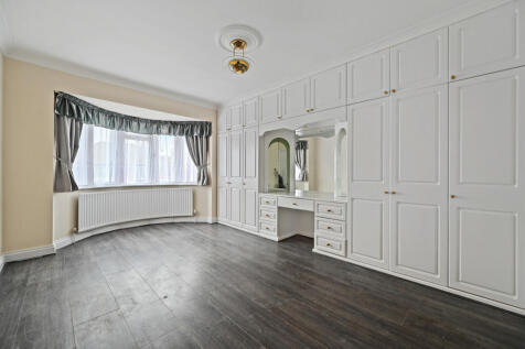 Vyner Road, London, W3