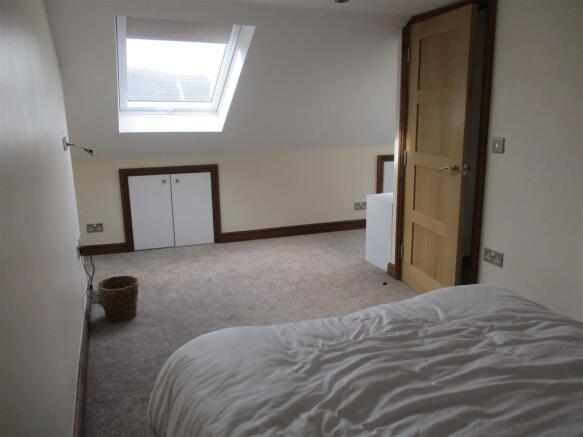 a-gospelhall36.bed4.2.JPG